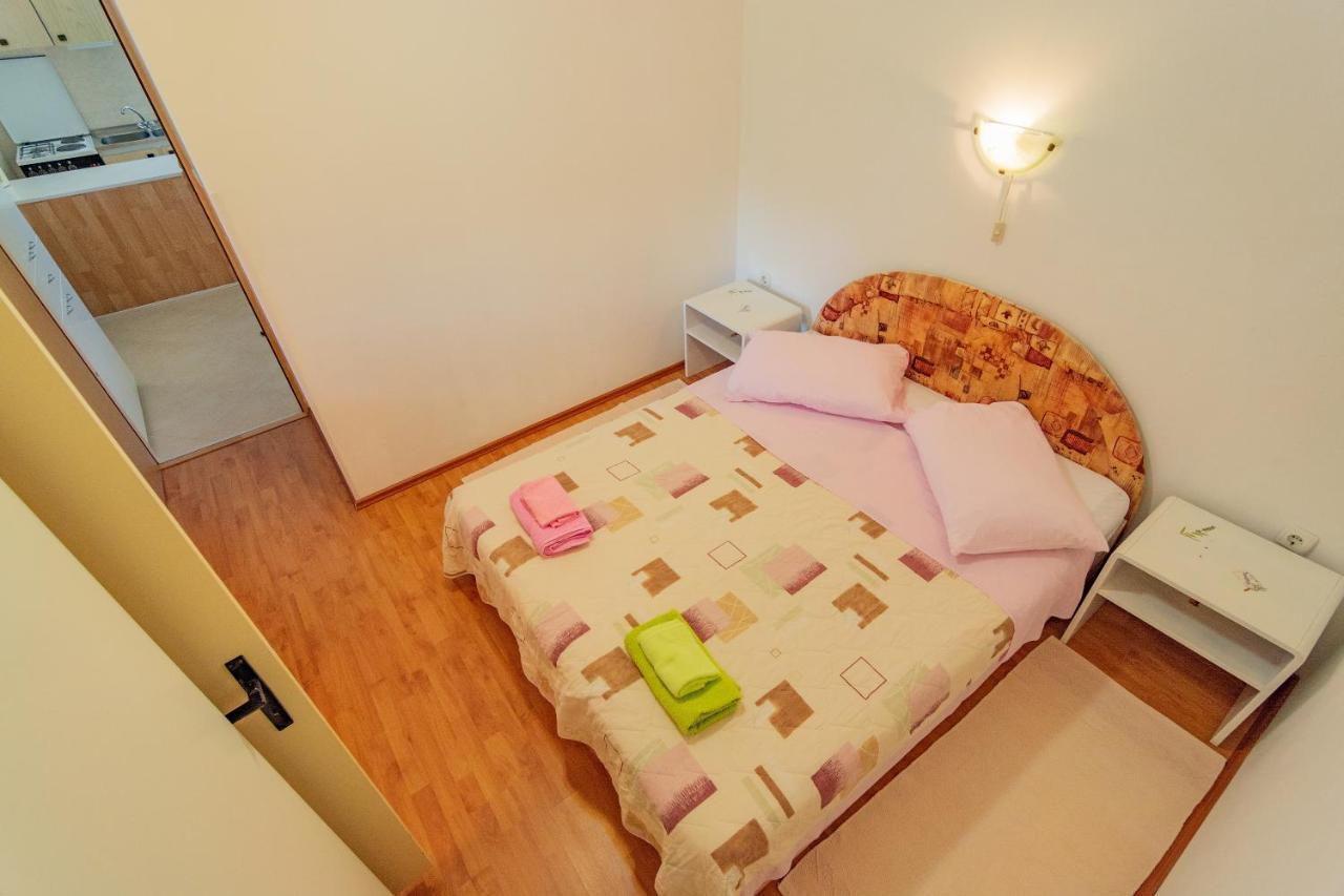 Apartment Dumicic 2 Mundanije ภายนอก รูปภาพ